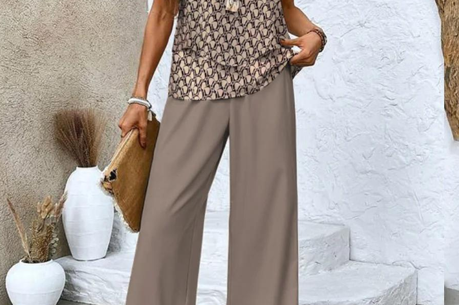 Zoe | Chic Two-Piece