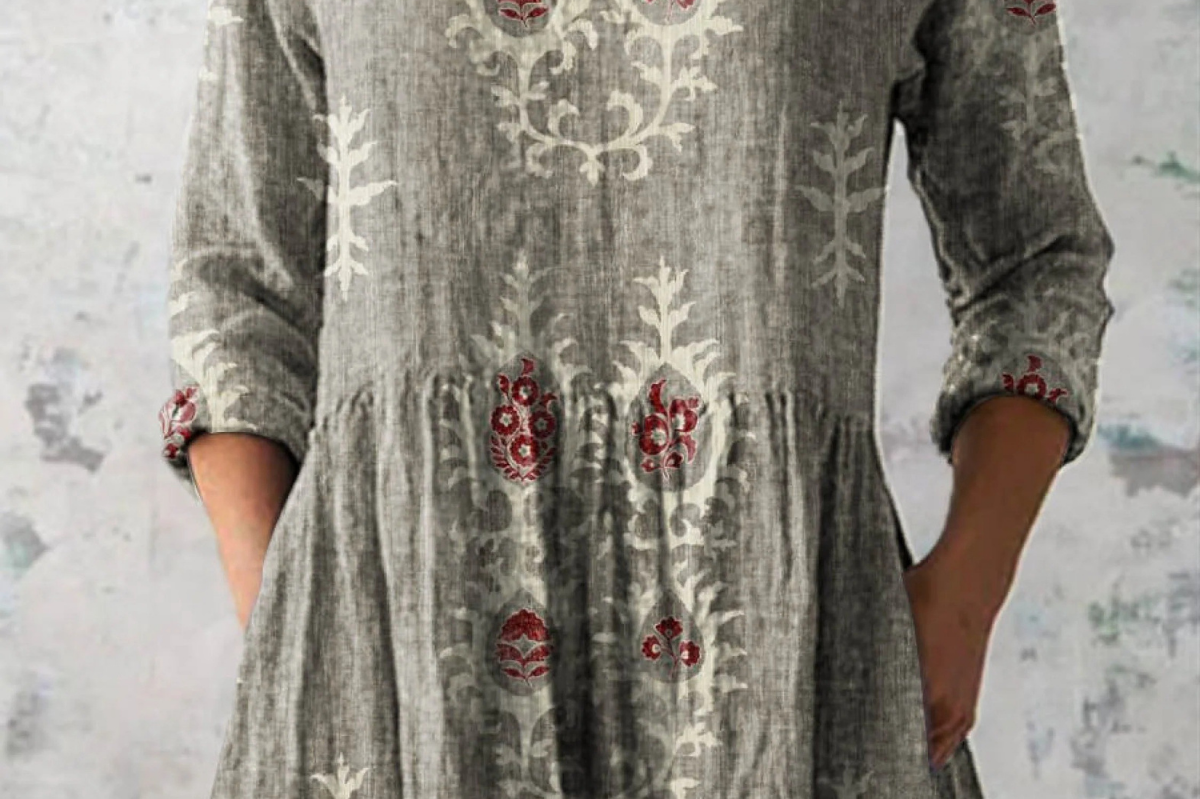 Elise | Long Blouse with V-Neck