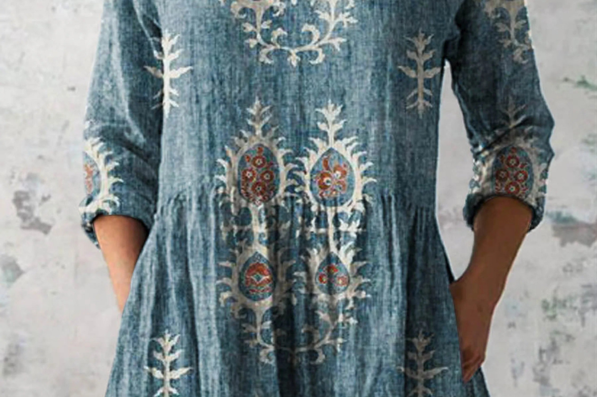 Elise | Long Blouse with V-Neck