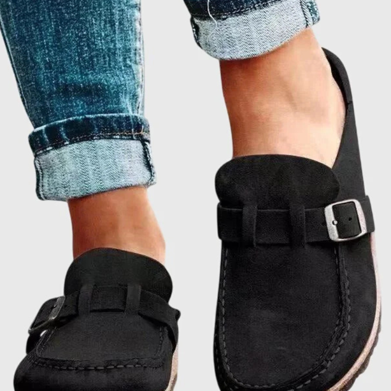 Valencia – Suede Buckle Comfort Clogs