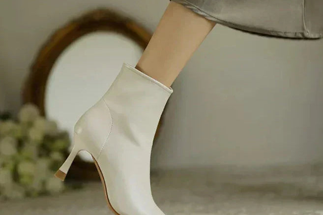 Mavy Ankle Boots
