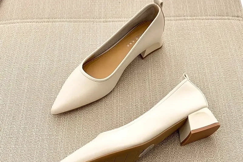 Amili Pumps