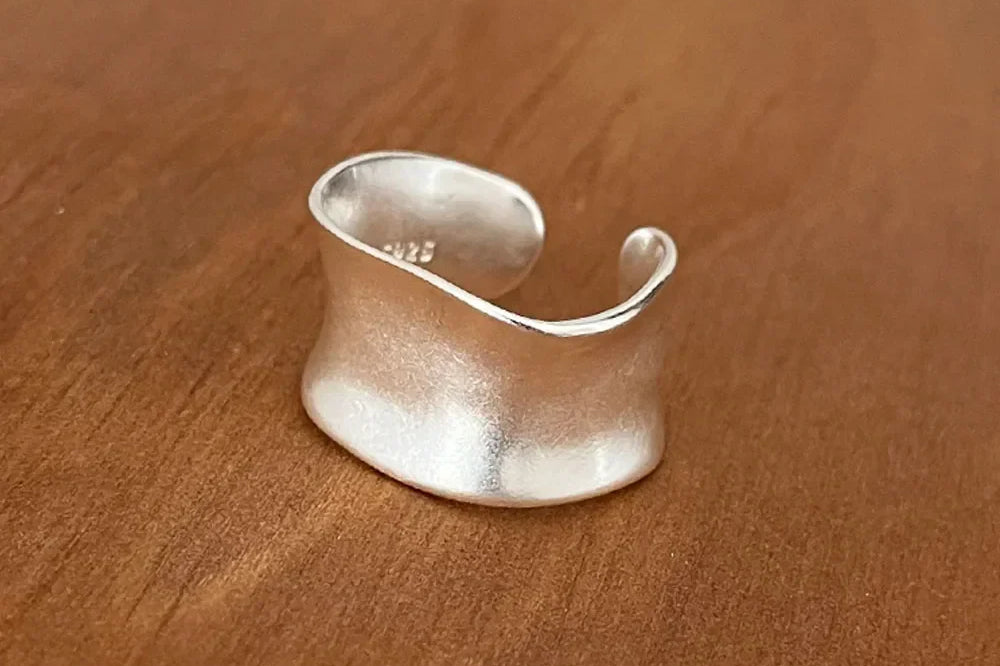 Vintage Adjustable Ring in Gold and Silver