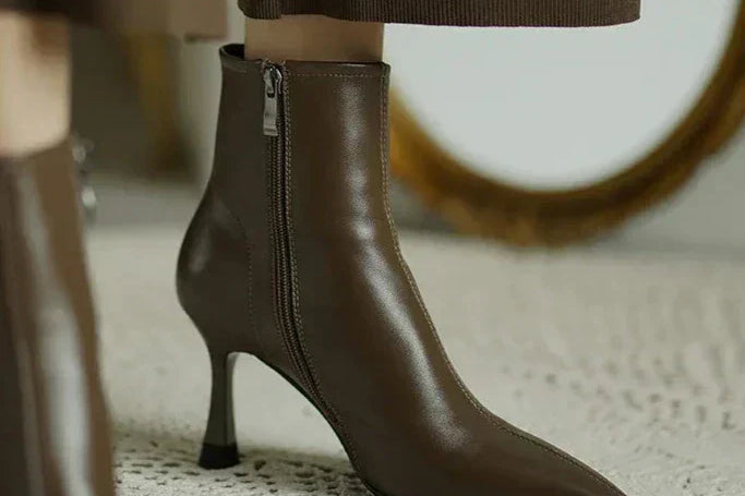 Mavy Ankle Boots