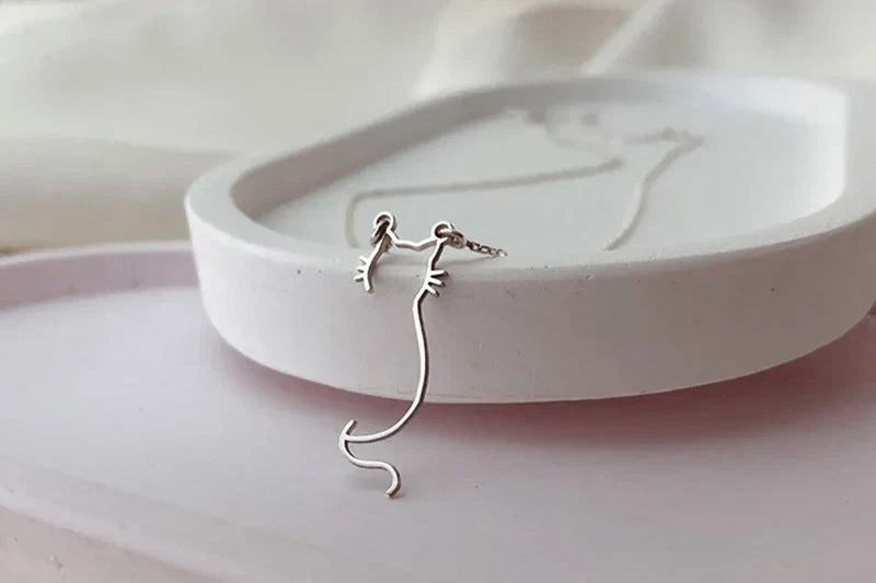 Kitty silhouette Necklace